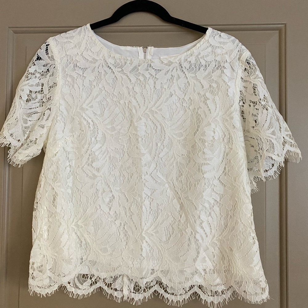 Lace short sleeve blouse